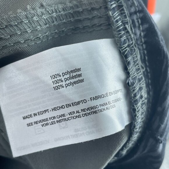 Outdoor Mens Essential Tech Cargo Tapered Pants Size 40  NWT 5533 - Picture 5 of 12